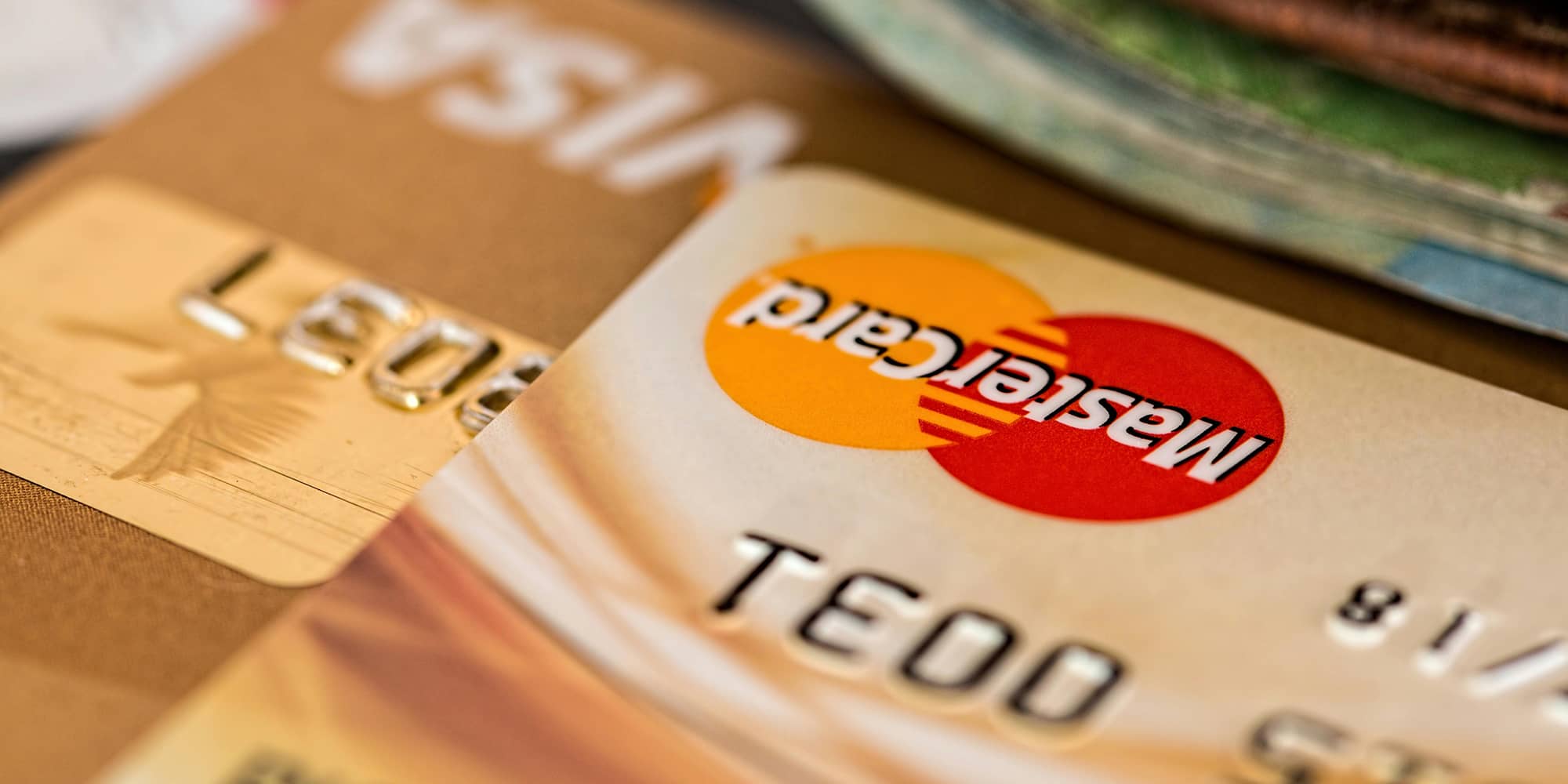 Carte bancaire et terminal de paiement, illustration de la cessation des paiements